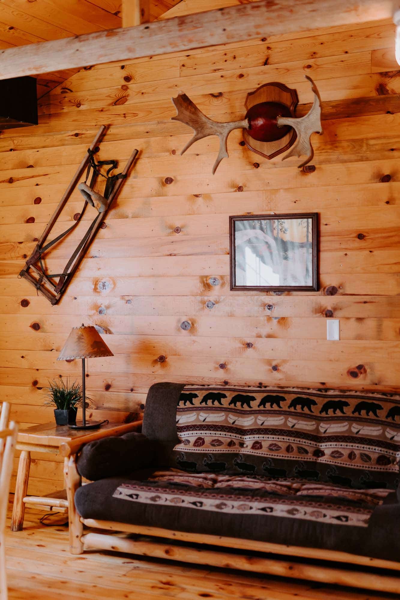 The Alaska Lodge Living Room