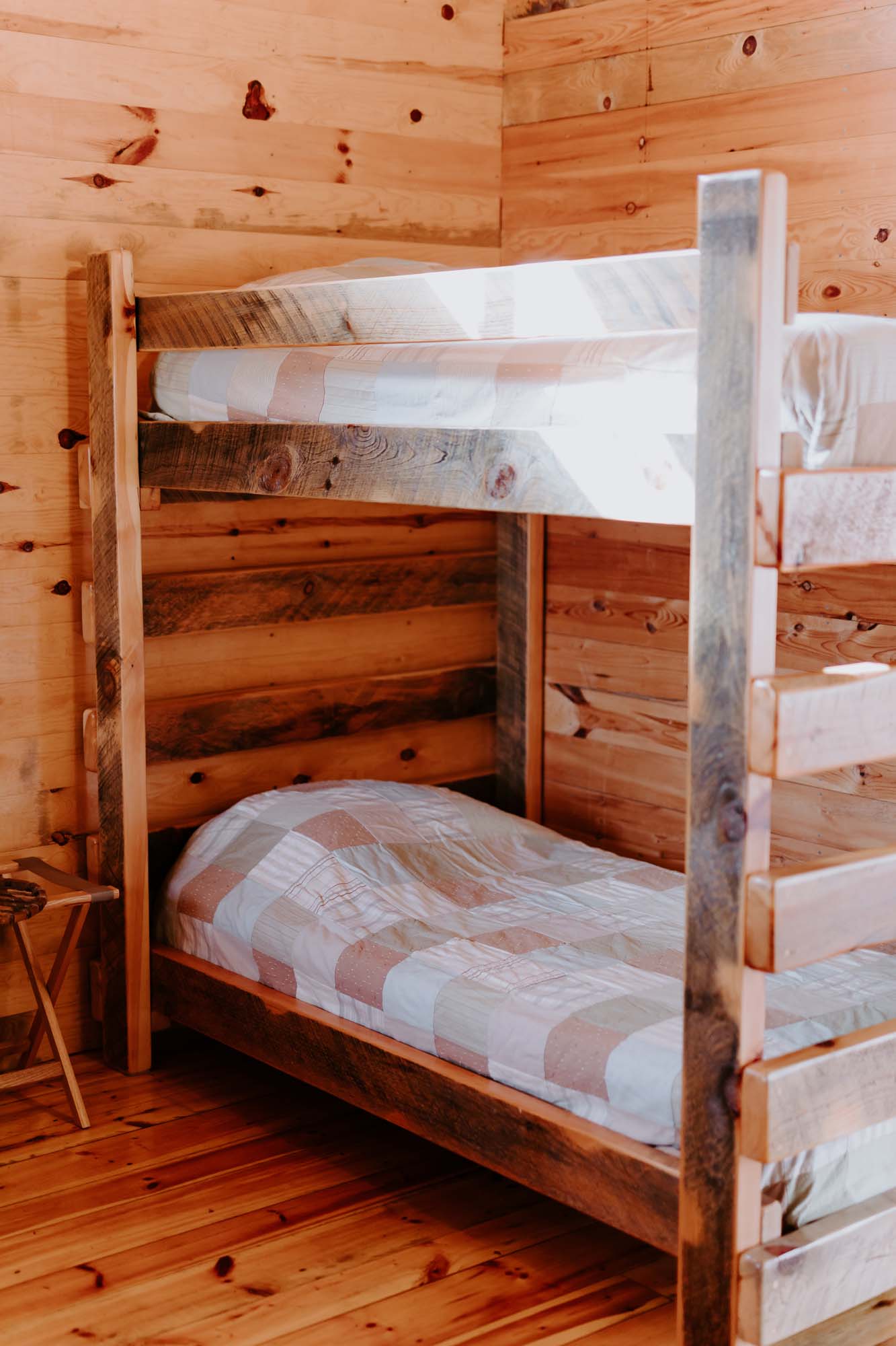 Jack Frost Cabin Bunk Beds
